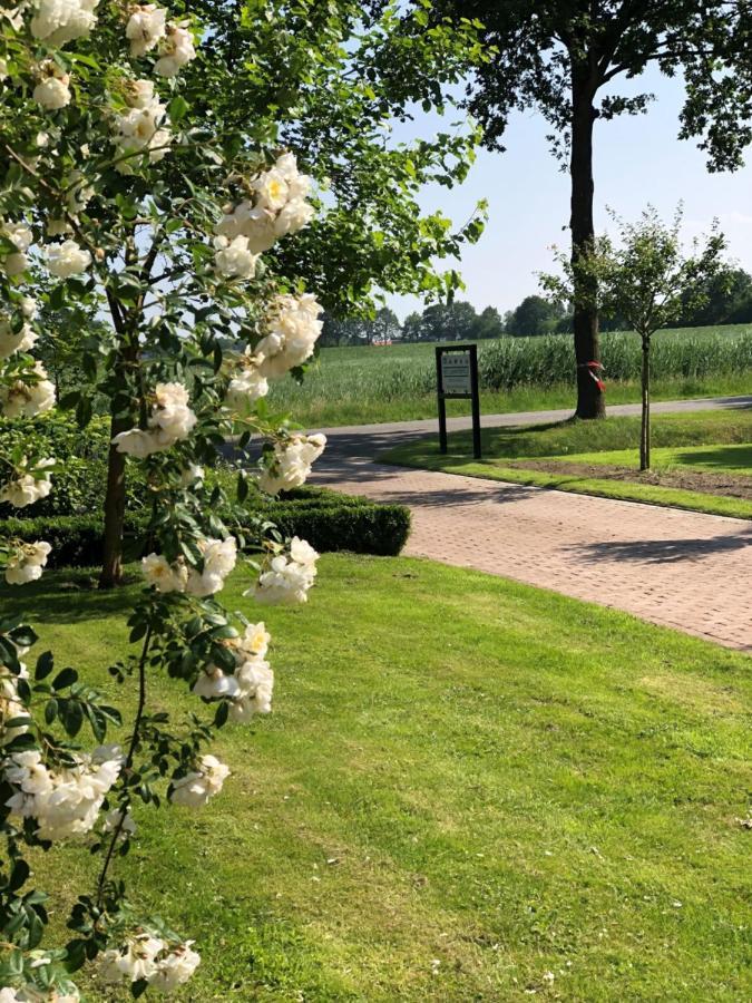 Bed and Breakfast Het Leeuwterveld Sint Jansklooster Екстер'єр фото